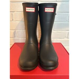 NIB Hunter Womens Original Short Back Adjustable Rain Boot Black WFS1013RMA US 9